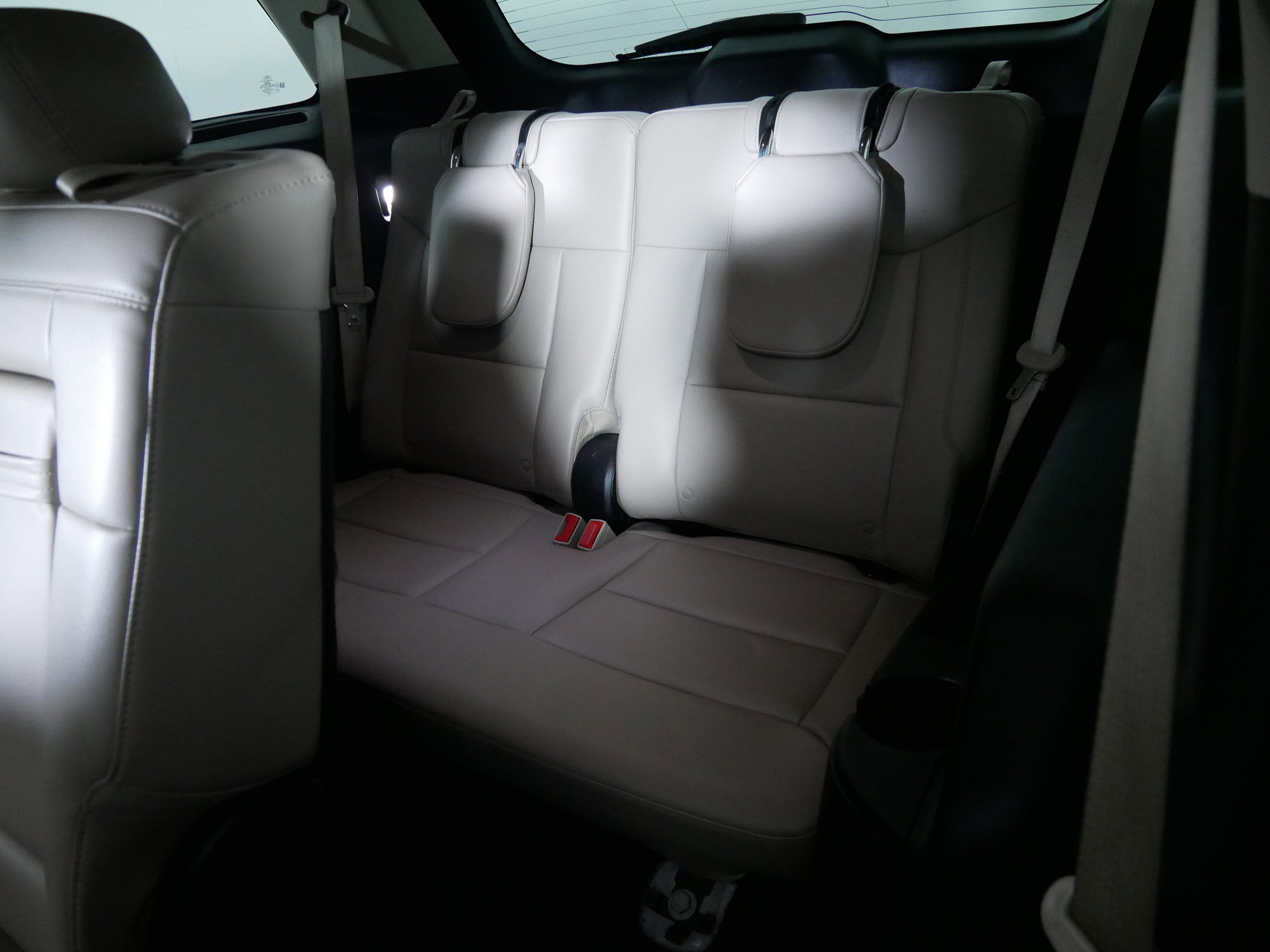 Used 2023 Ford Explorer XLT w/ Equipment Group 202A image 33