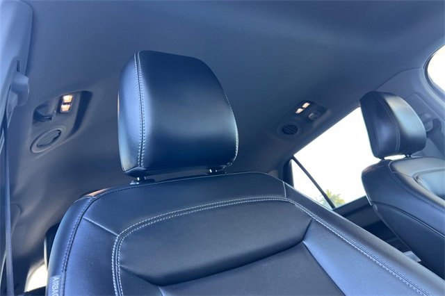 Used 2022 Ford Explorer XLT w/ Equipment Group 202A image 20