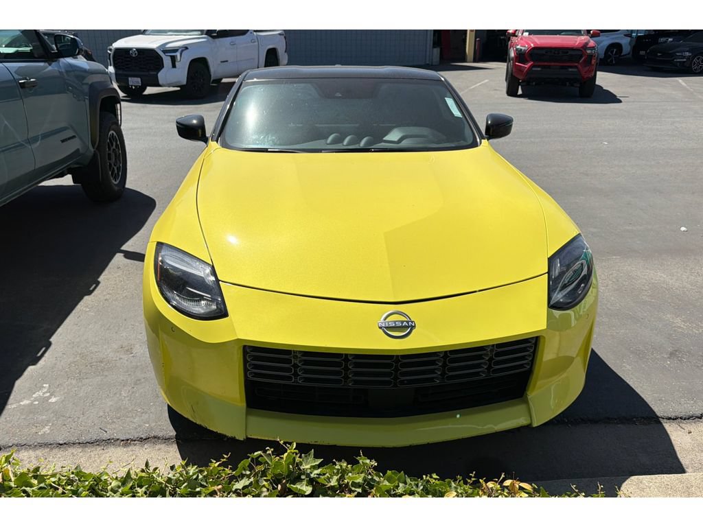 Used 2024 Nissan Z Sport w/ Floor Mat Package RWD image 3