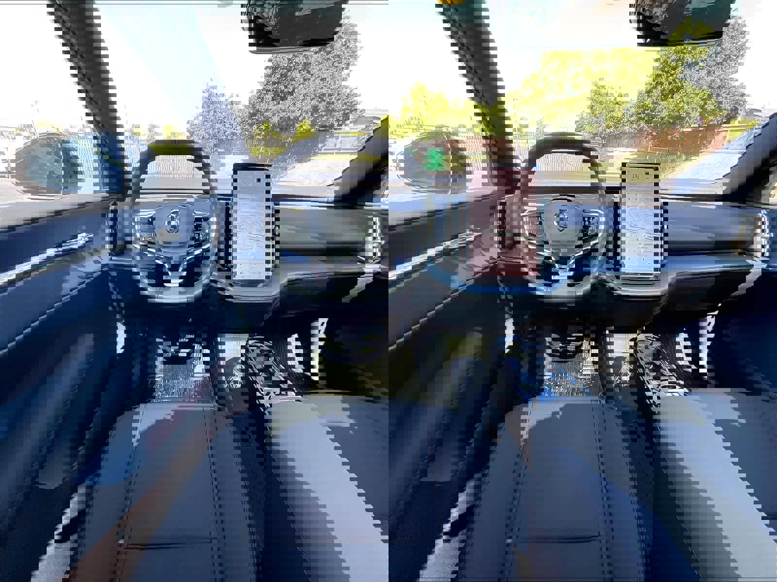 New 2026 Volvo EX30 Plus w/ Protection Package RWD image 15