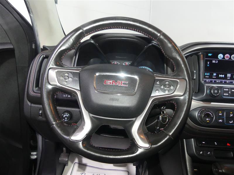 Used 2017 GMC Canyon SLE w/ All Terrain Package AWD/4WD image 28