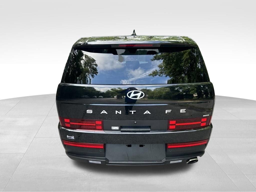 Used 2026 Hyundai Santa Fe SE AWD/4WD image 4