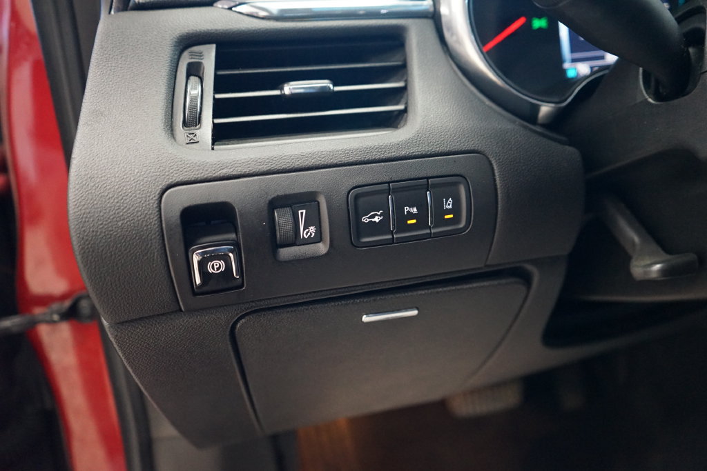 Used 2015 Chevrolet Impala LT FWD image 27