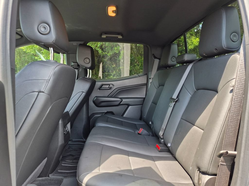 Used 2025 Chevrolet Colorado Trail Boss AWD/4WD image 24