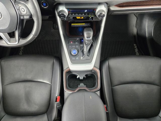 Used 2020 Toyota RAV4 Limited image 24