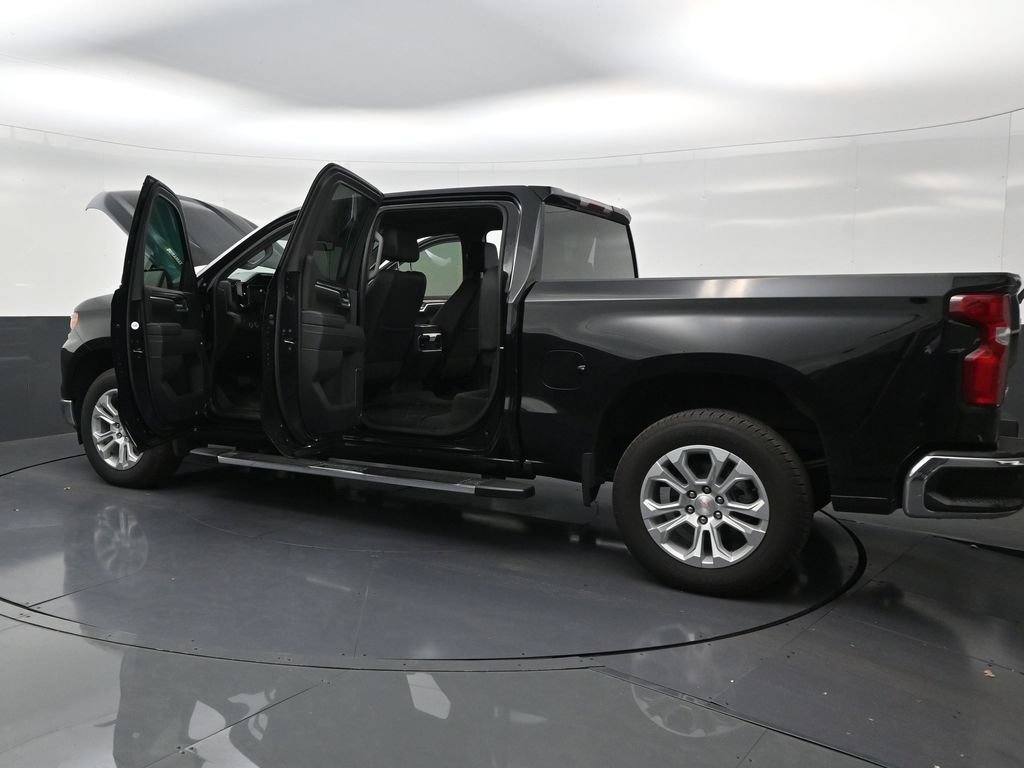 Certified 2026 Chevrolet Silverado 1500 LTZ RWD image 31