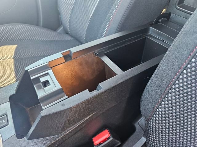 Used 2017 GMC Terrain SLE image 26