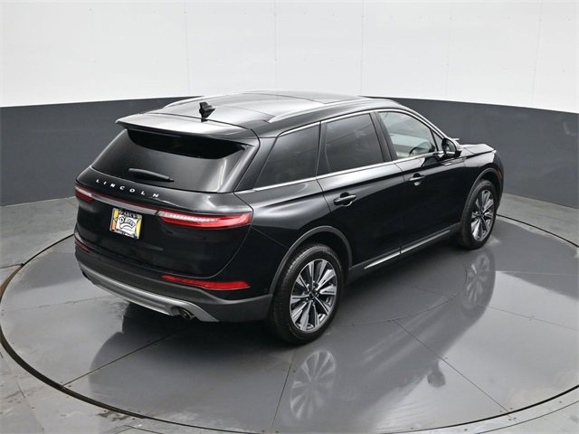 Used 2022 Lincoln Corsair Reserve image 17