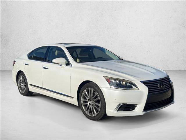 Used 2015 Lexus LS 460 w/ Comfort Package RWD image 3