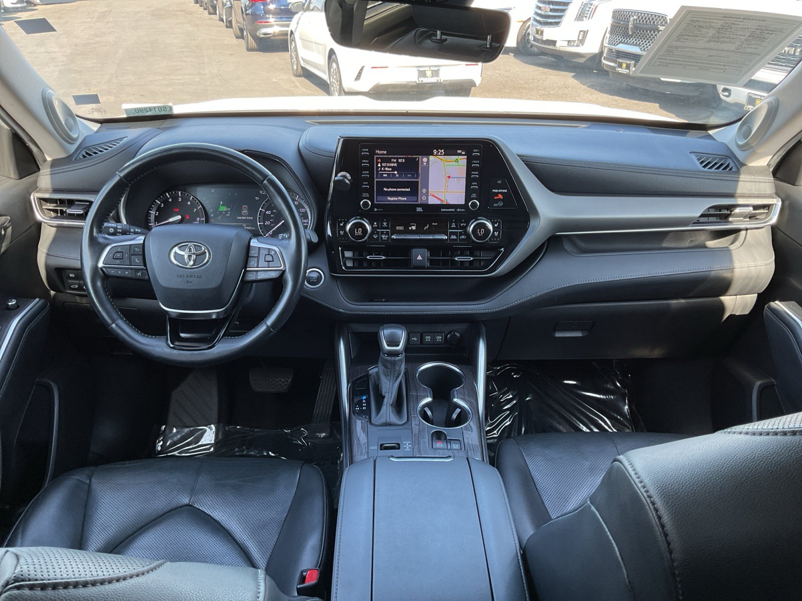 Used 2022 Toyota RAV4 XSE w/ XSE Grade Weather Package AWD/4WD image 17