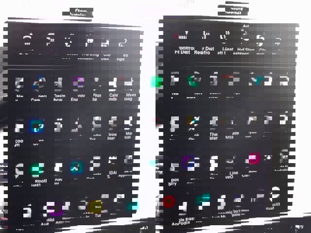 Used 2025 Tesla Model Y Long Range image 22