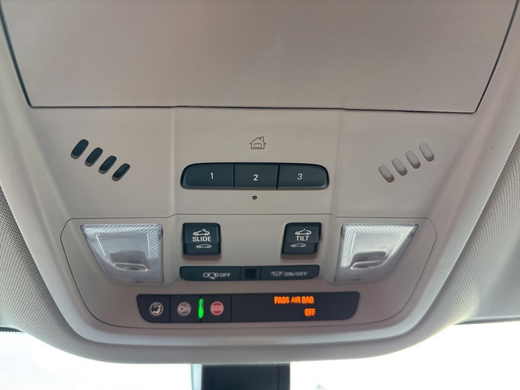 Used 2019 Buick Enclave Essence image 19