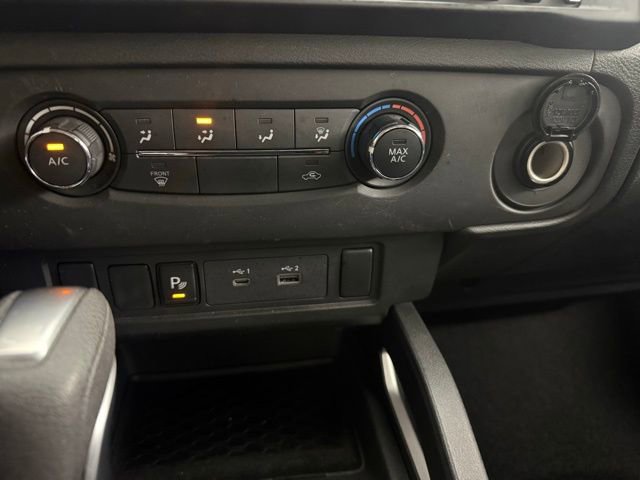 Used 2025 Nissan Frontier SV image 23
