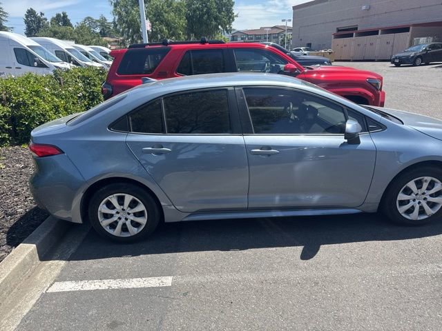 Used 2022 Toyota Corolla LE FWD image 26