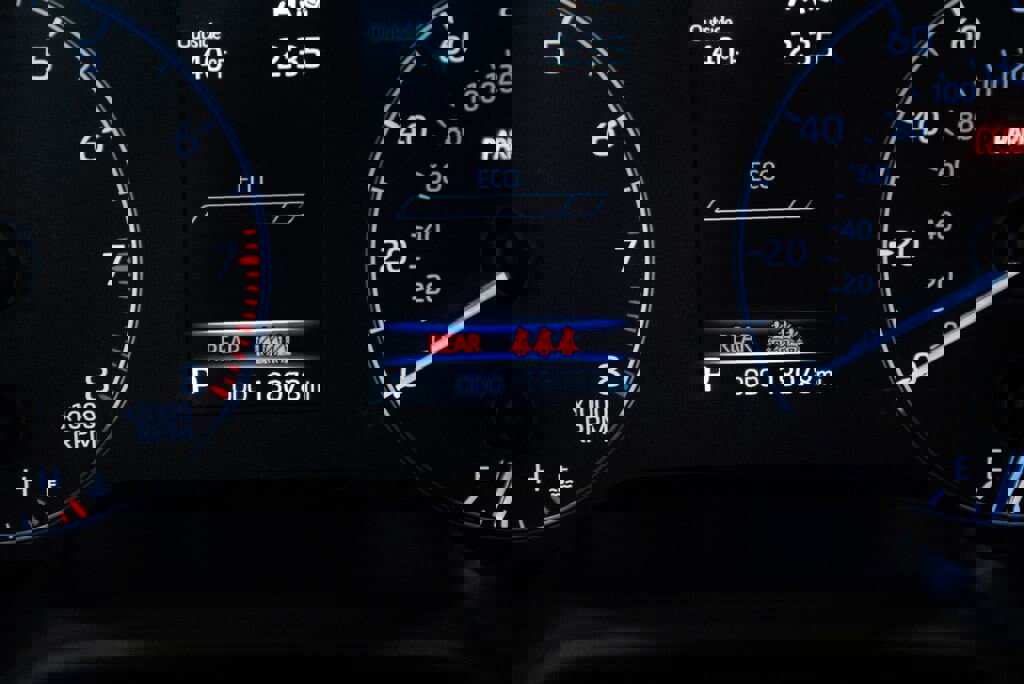 Certified 2023 Toyota Corolla Cross LE image 18