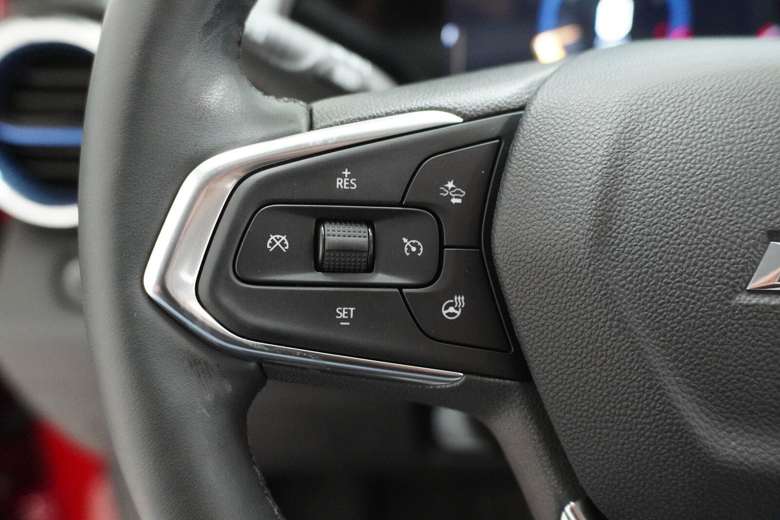 Used 2026 Chevrolet Trax LT w/ Driver Confidence Package FWD image 15