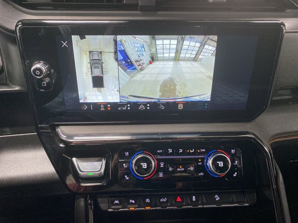 Used 2024 GMC Sierra 1500 AT4 w/ AT4 Premium Package image 9