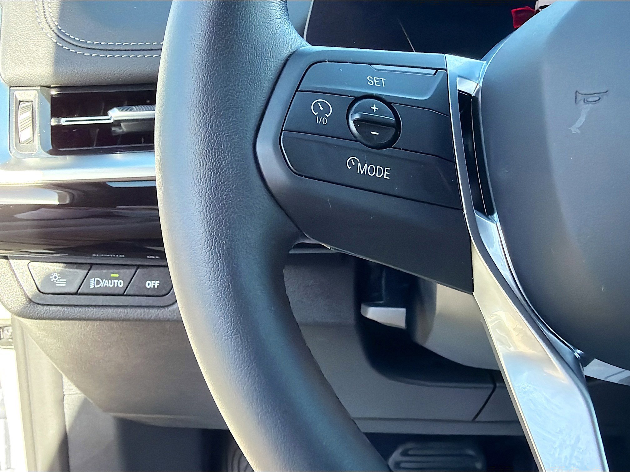 Used 2023 BMW X1 xDrive28i w/ Convenience Package image 38