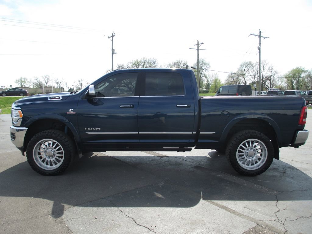 Used 2022 RAM 3500 Limited image 11