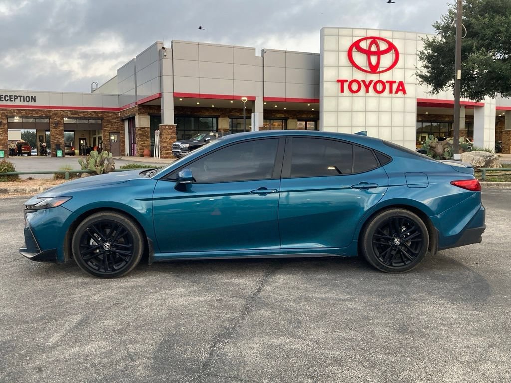 Certified 2025 Toyota Camry SE w/ Convenience Package FWD image 7