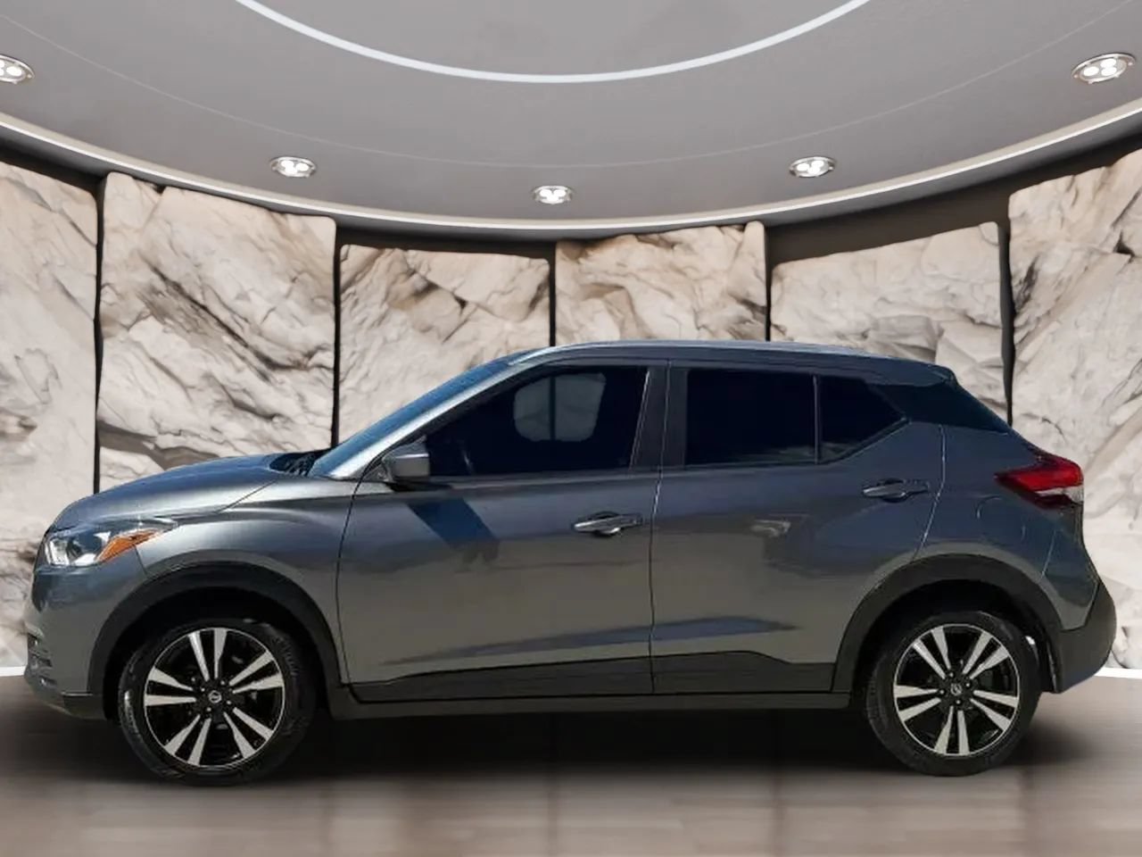Used 2020 Nissan Kicks SV FWD image 4
