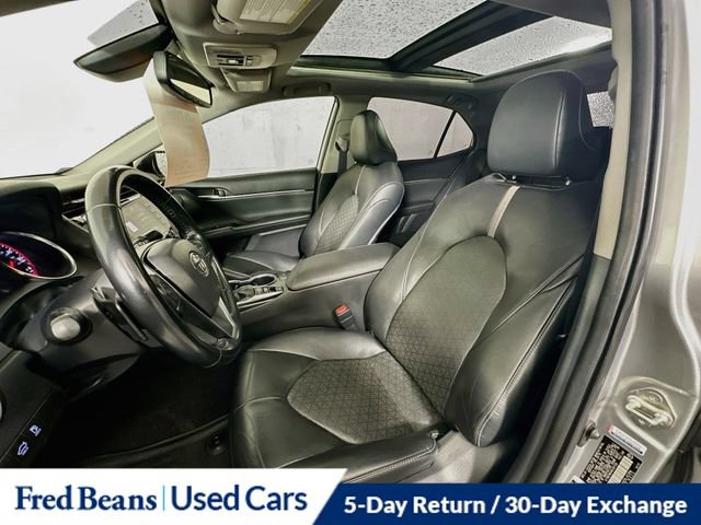 Used 2019 Toyota Camry XSE FWD image 28