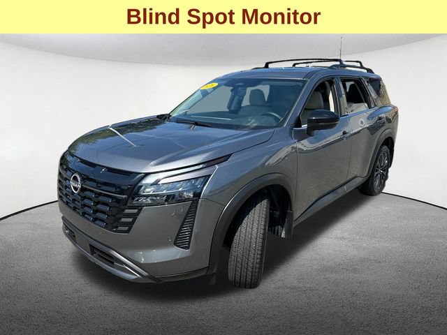 Used 2026 Nissan Pathfinder SL w/ SL Premium Package AWD/4WD image 5