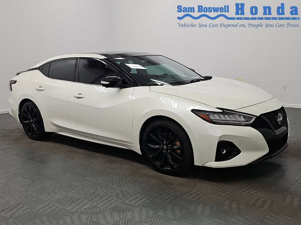 Used 2023 Nissan Maxima SR w/ Sport Mat Group