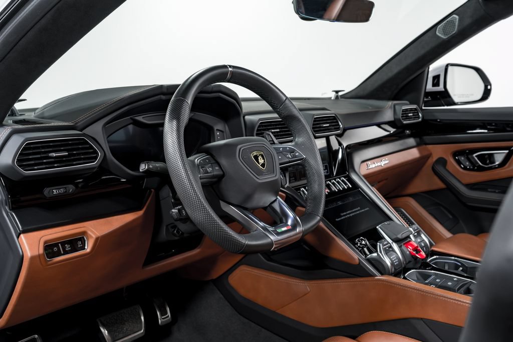 Used 2023 Lamborghini Urus S AWD/4WD image 13