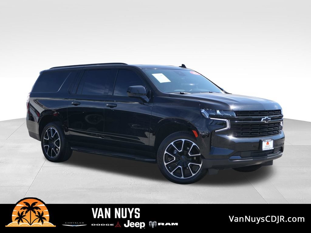 Used 2024 Chevrolet Suburban RST RWD image 1