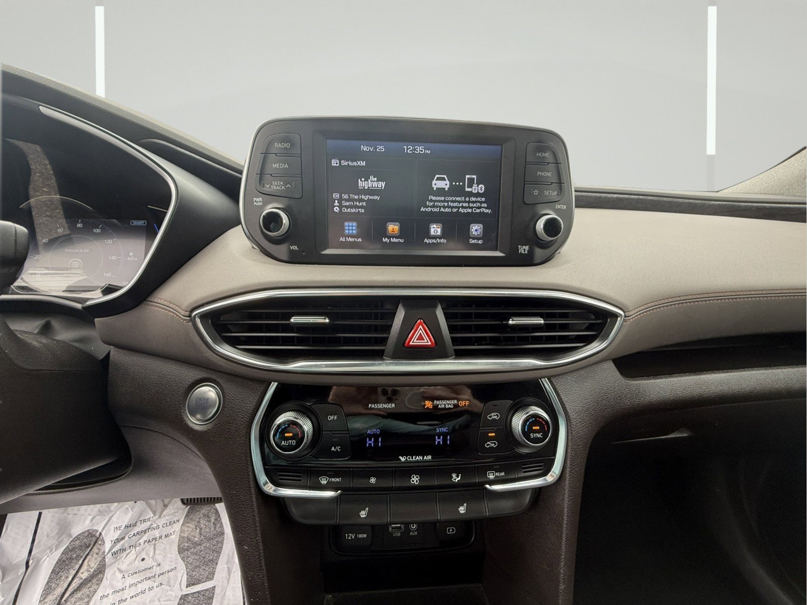 Used 2019 Hyundai Santa Fe Limited image 17