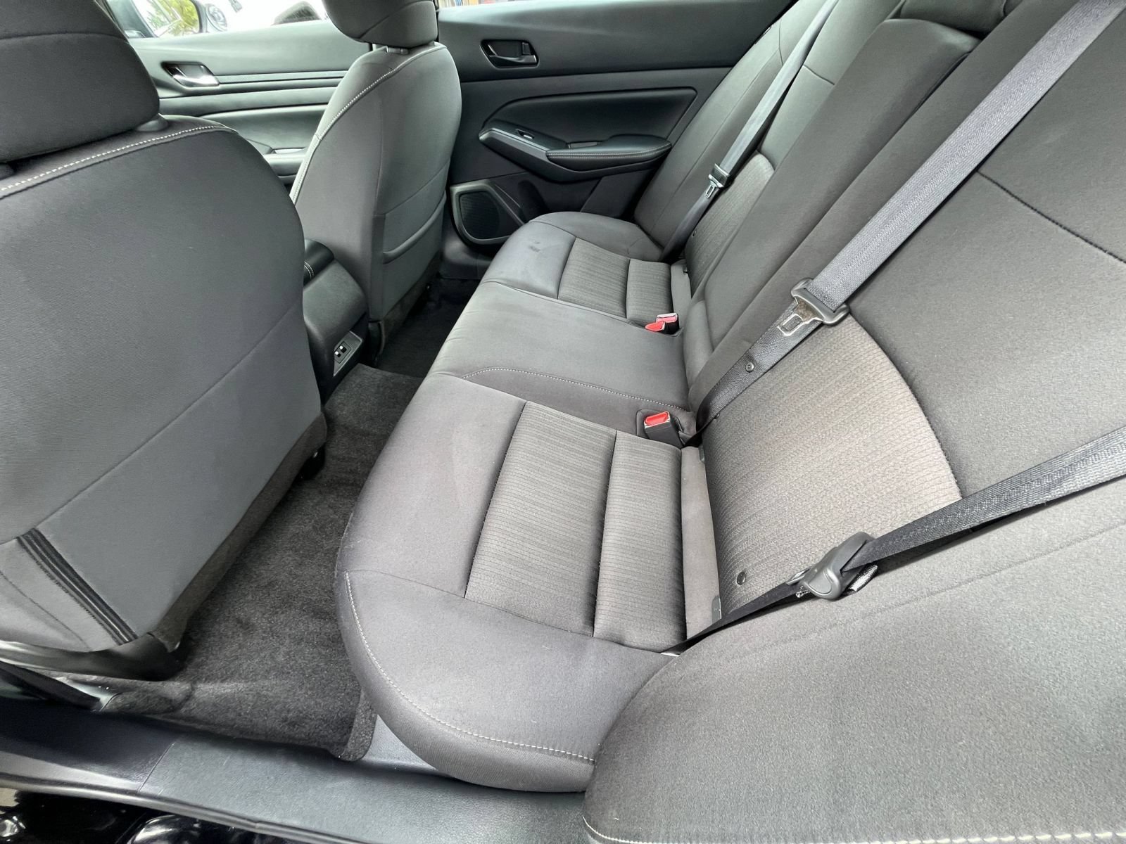 Used 2025 Nissan Altima 2.5 SV FWD image 22