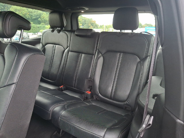 Used 2024 Jeep Wagoneer Series II w/ Flexible Seating Group AWD/4WD image 22