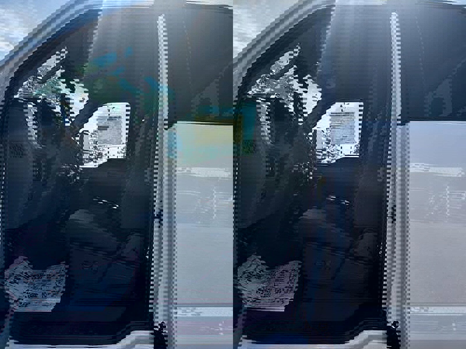 New 2025 Ford F350 XLT image 13