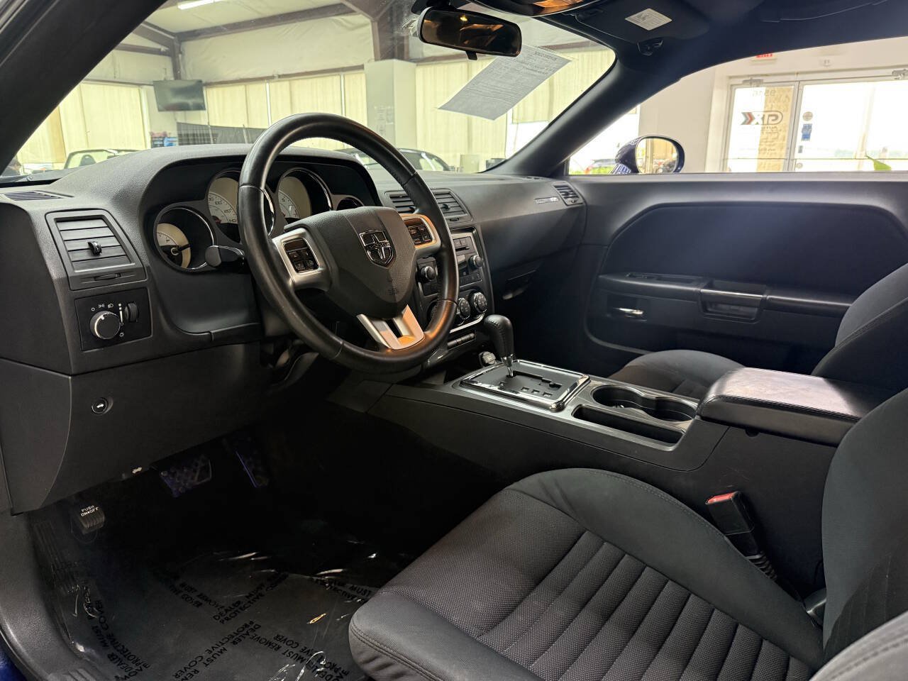 Used 2014 Dodge Challenger SXT RWD image 18