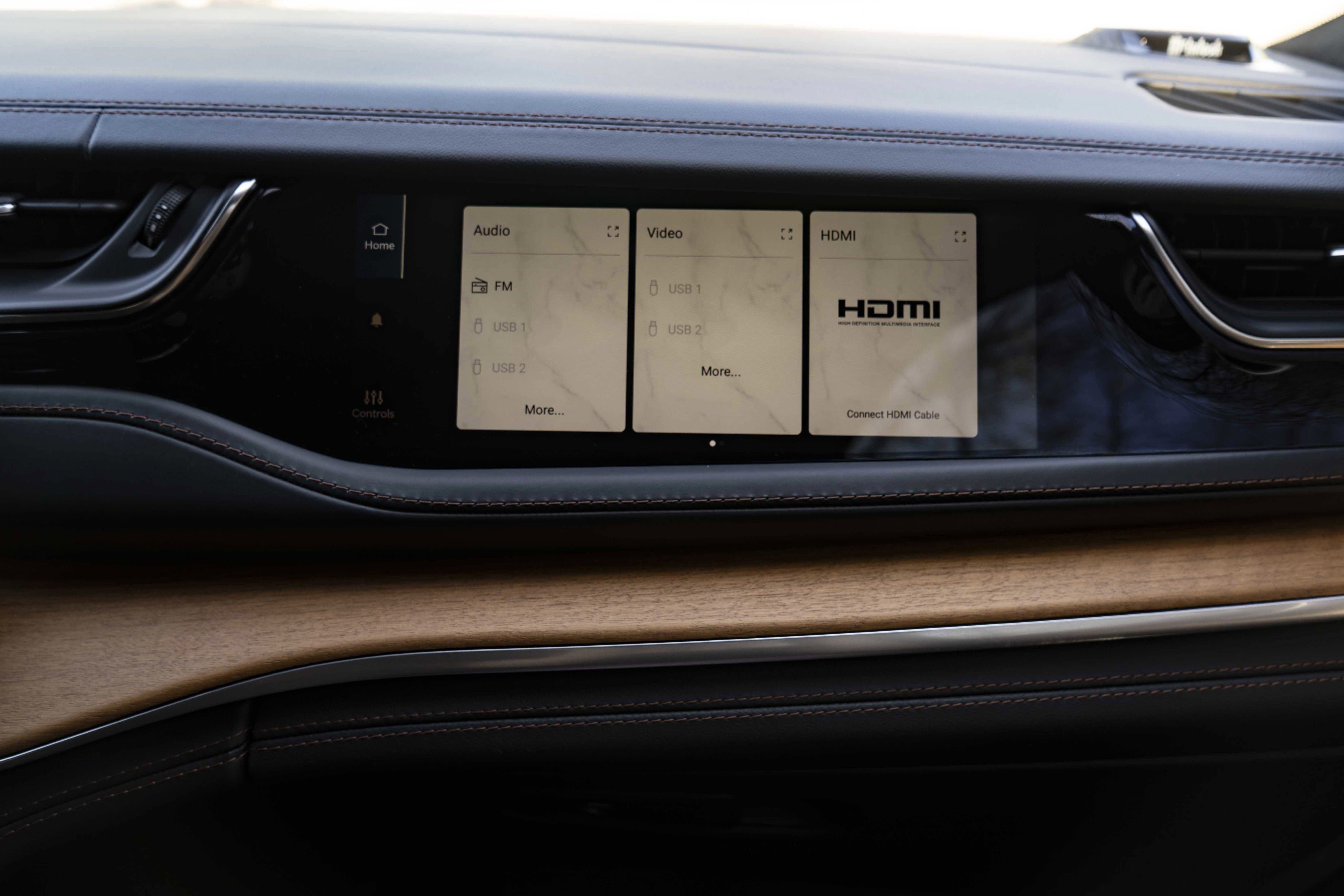 Used 2023 Jeep Grand Cherokee Summit image 40