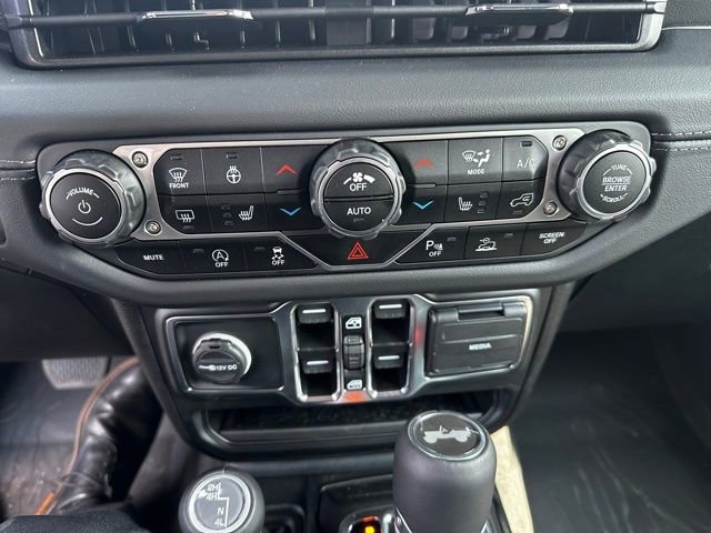 New 2025 Jeep Wrangler Sahara image 23