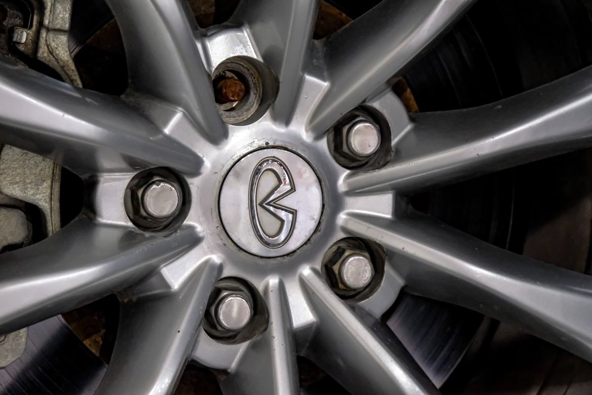 Used 2010 INFINITI G37 Convertible w/ Premium Pkg RWD image 46