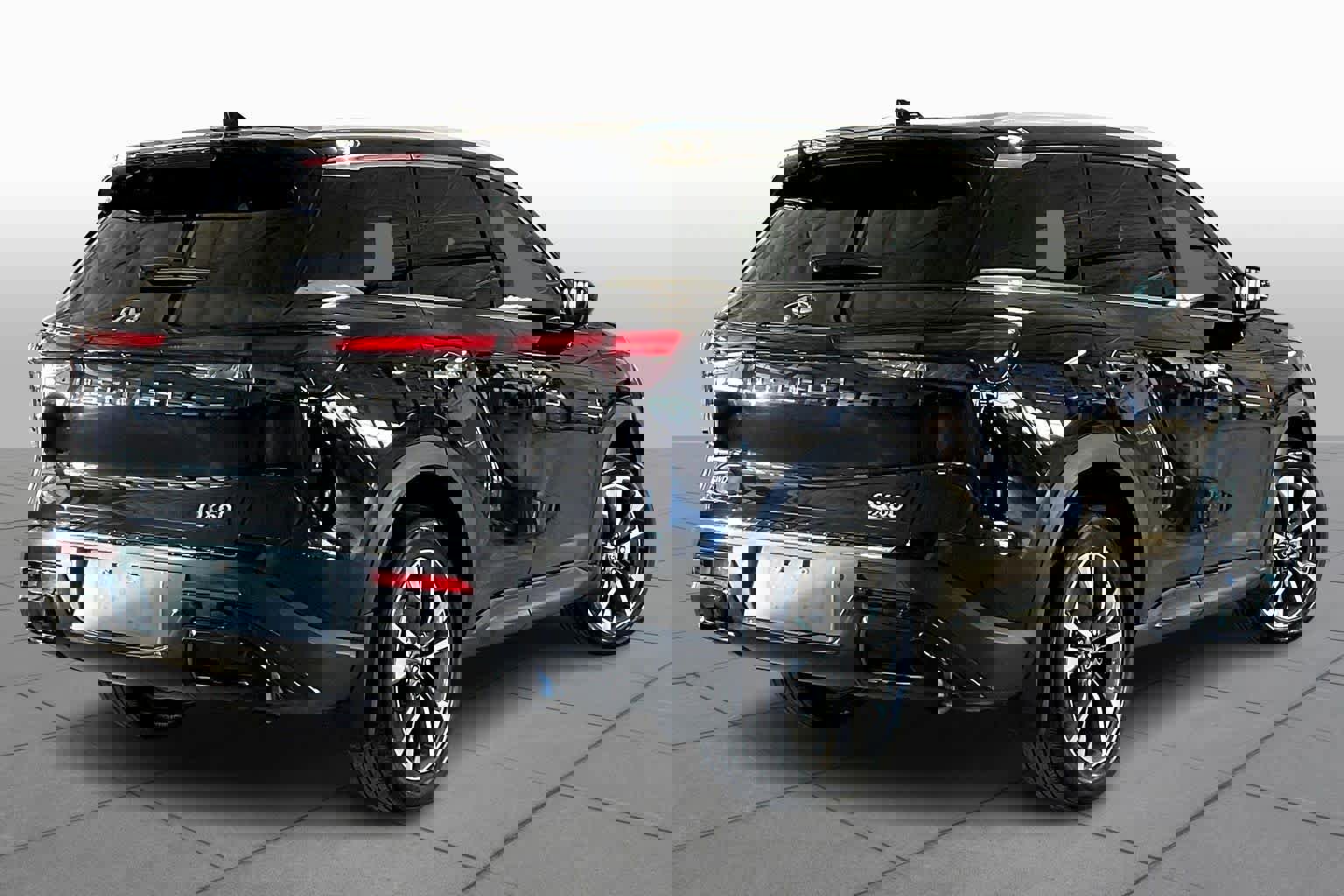 Used 2023 INFINITI QX60 Luxe w/ Cargo Package image 12