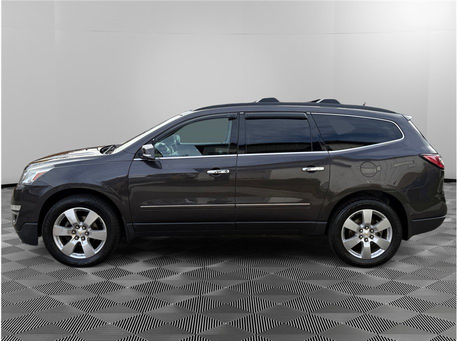 Used 2014 Chevrolet Traverse LTZ image 2