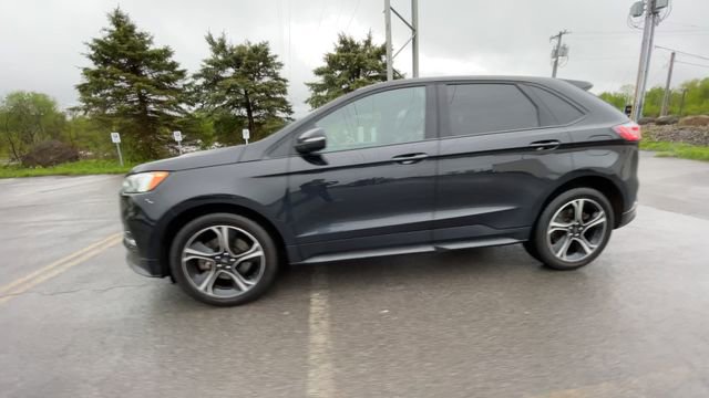 Used 2020 Ford Edge ST w/ Cold Weather Package AWD/4WD image 6