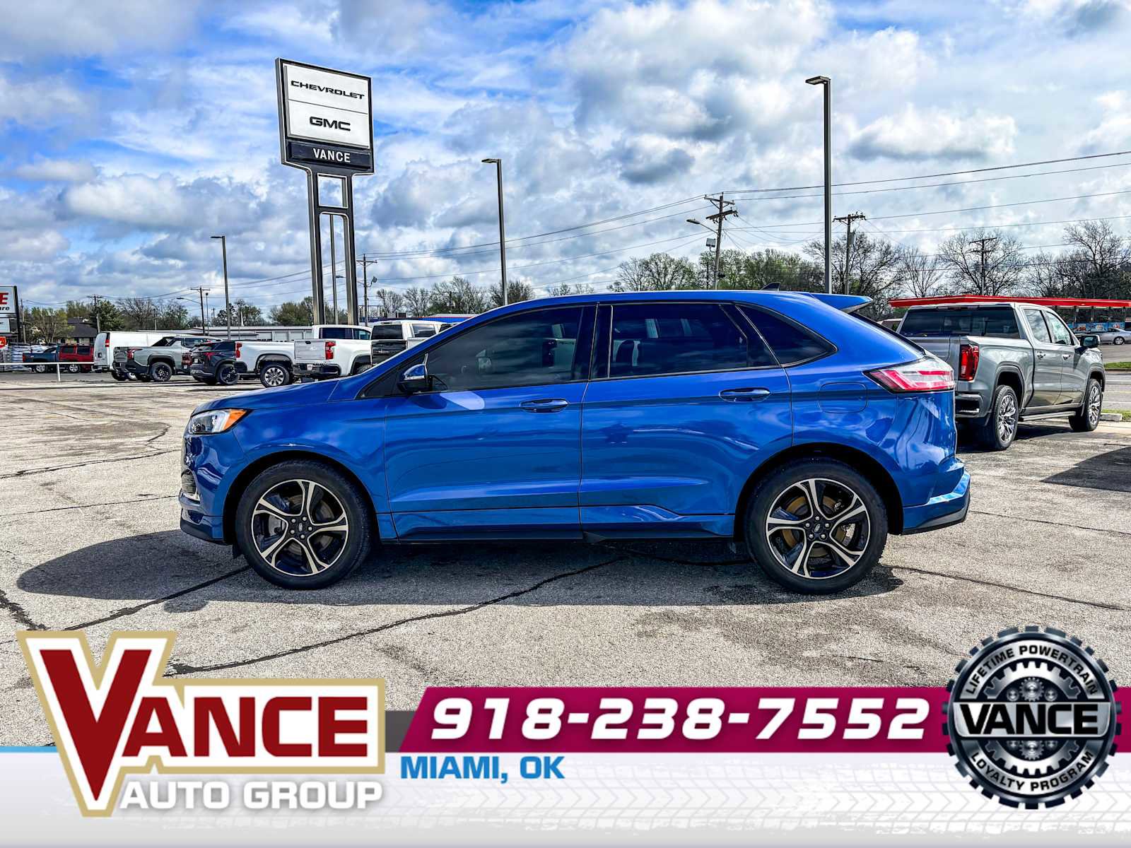 Used 2021 Ford Edge ST image 4