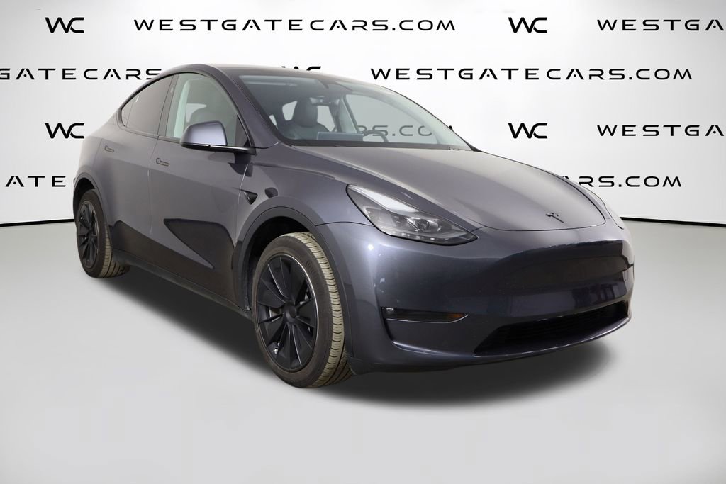 Used 2023 Tesla Model Y Long Range image 42
