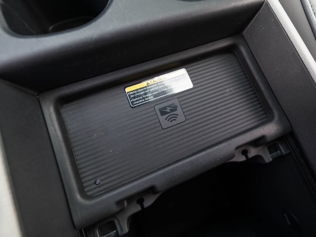 Used 2024 Honda Odyssey Elite image 32