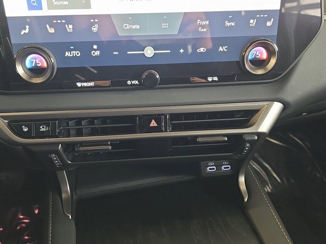 Certified 2024 Lexus RX 350 w/ Convenience Package image 23