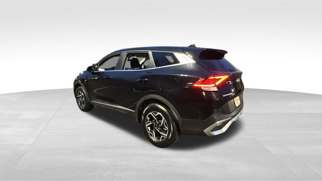 Used 2024 Kia Sportage LX image 5