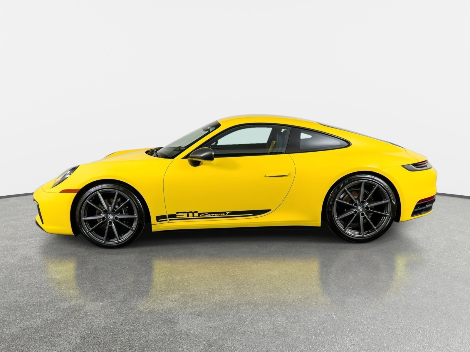 Used 2023 Porsche 911 Carrera T image 16