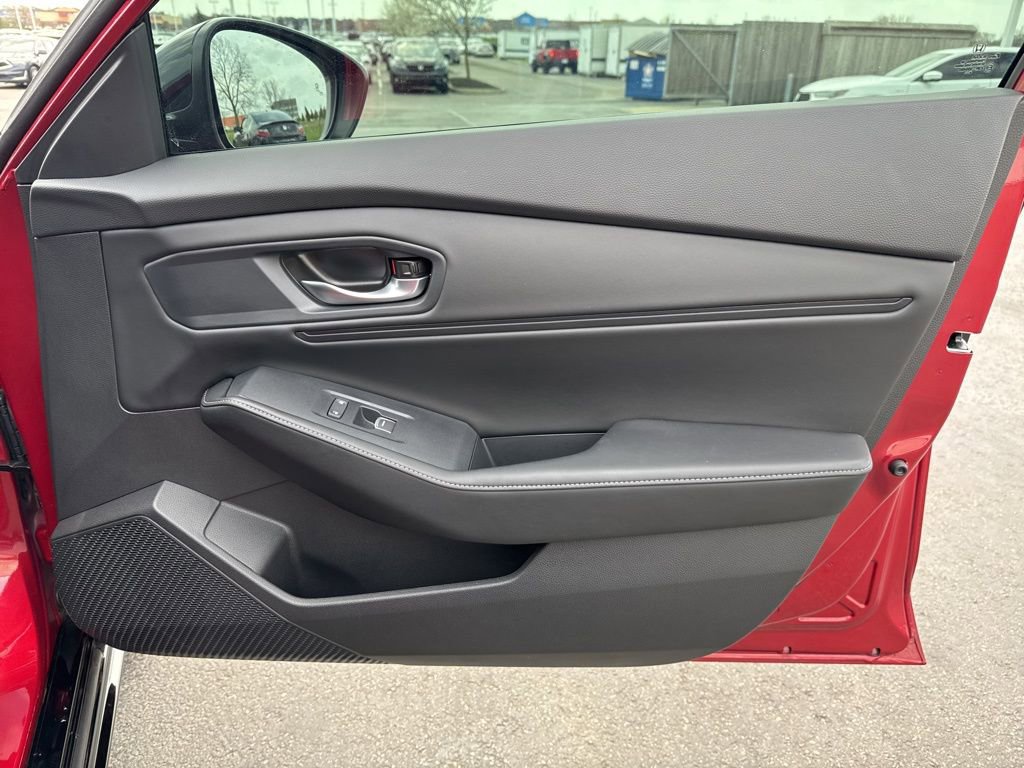 Certified 2025 Honda Accord Sport image 39