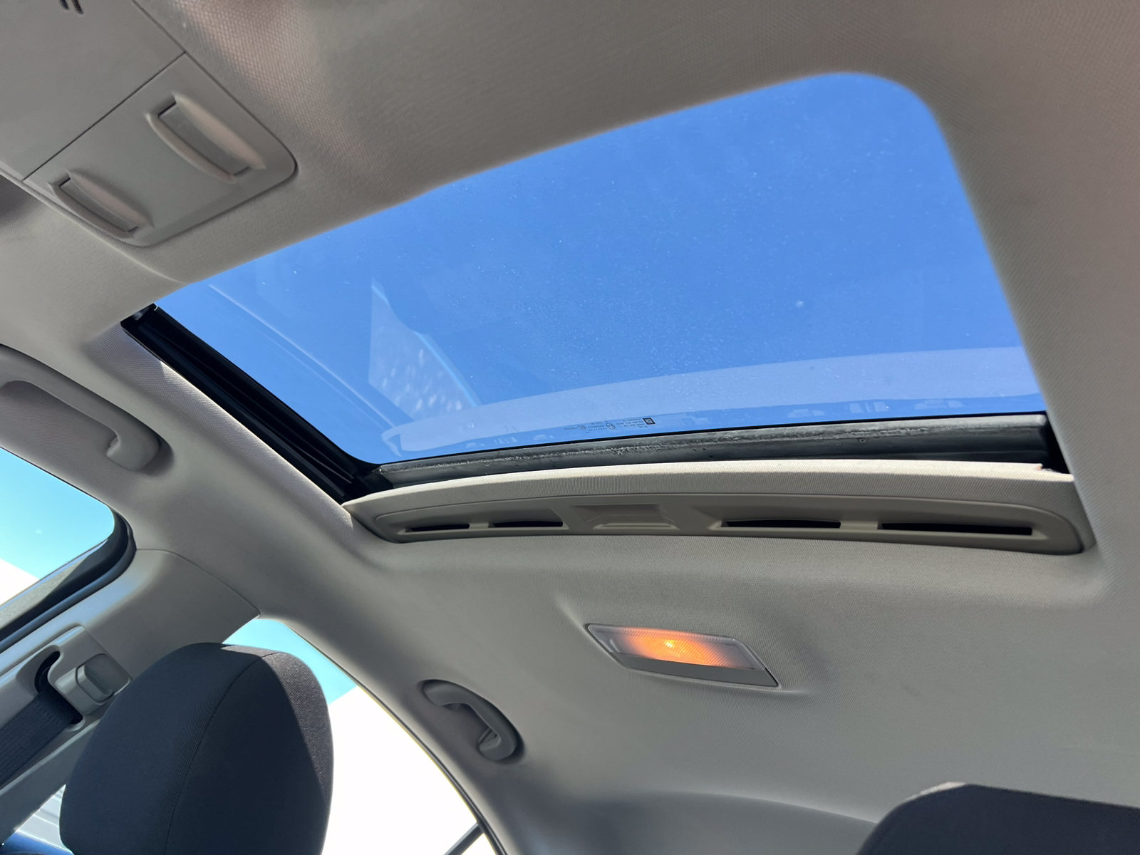 Used 2015 Chevrolet Cruze LT w/ Sun And Sound Package FWD image 6