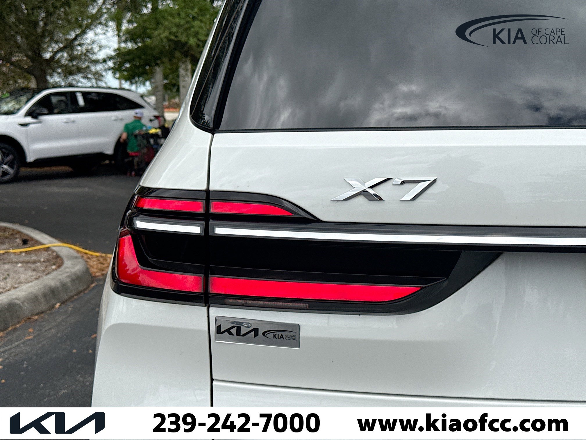 Used 2023 BMW X7 xDrive40i w/ Executive Package image 10